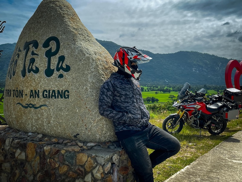 mu bao hiem touring